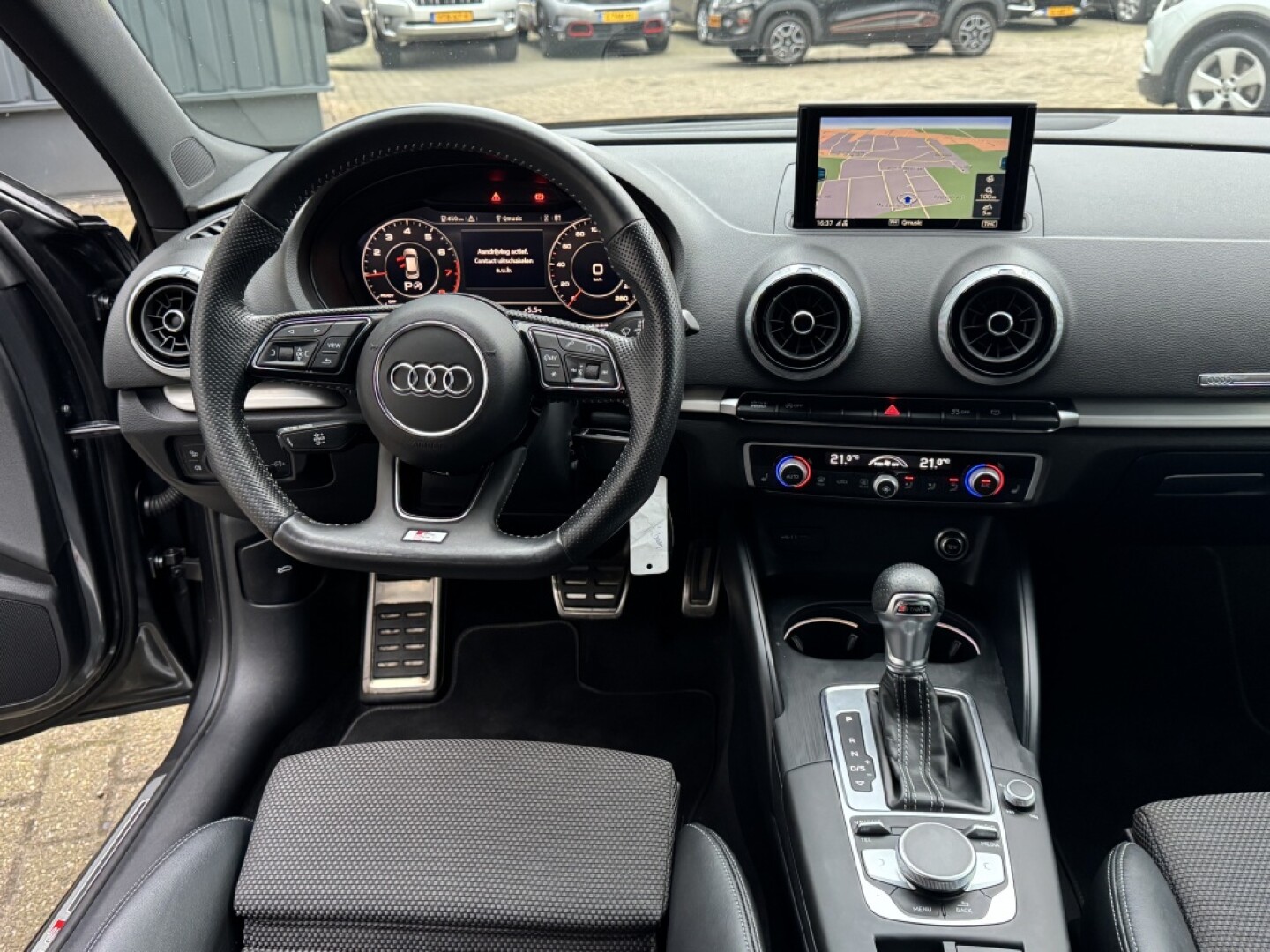 Audi-A3-12